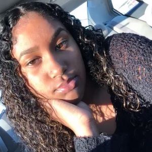 Meet your Posher, Arianna